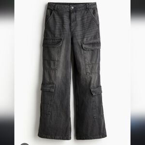 🚫SOLD🚫 H&M Divided cargo wide jeans